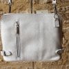 Pochette en cuir grainé blanche
