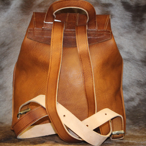 sac à dos en cuir marron naturel - Vêtements cuir adaptés à votre  morphologie - Itinérance Cuir