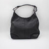 Sac à main en cuir noir