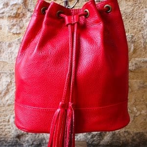 Sac à main en cuir rouge