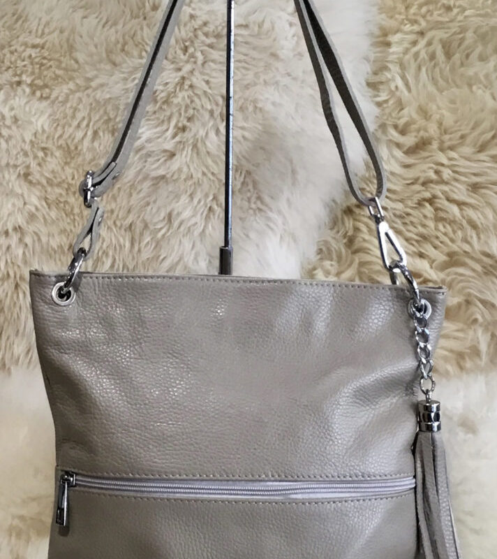 sac à main en cuir taupe