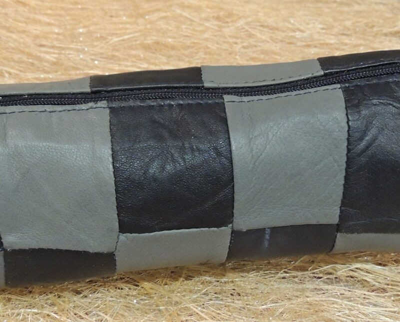Trousse ronde en cuir agneau