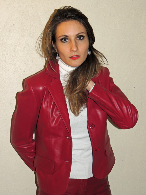 manteau cuir rouge