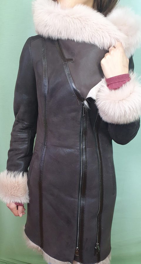 Marron foncé | Chapeau en peau de mouton | FR